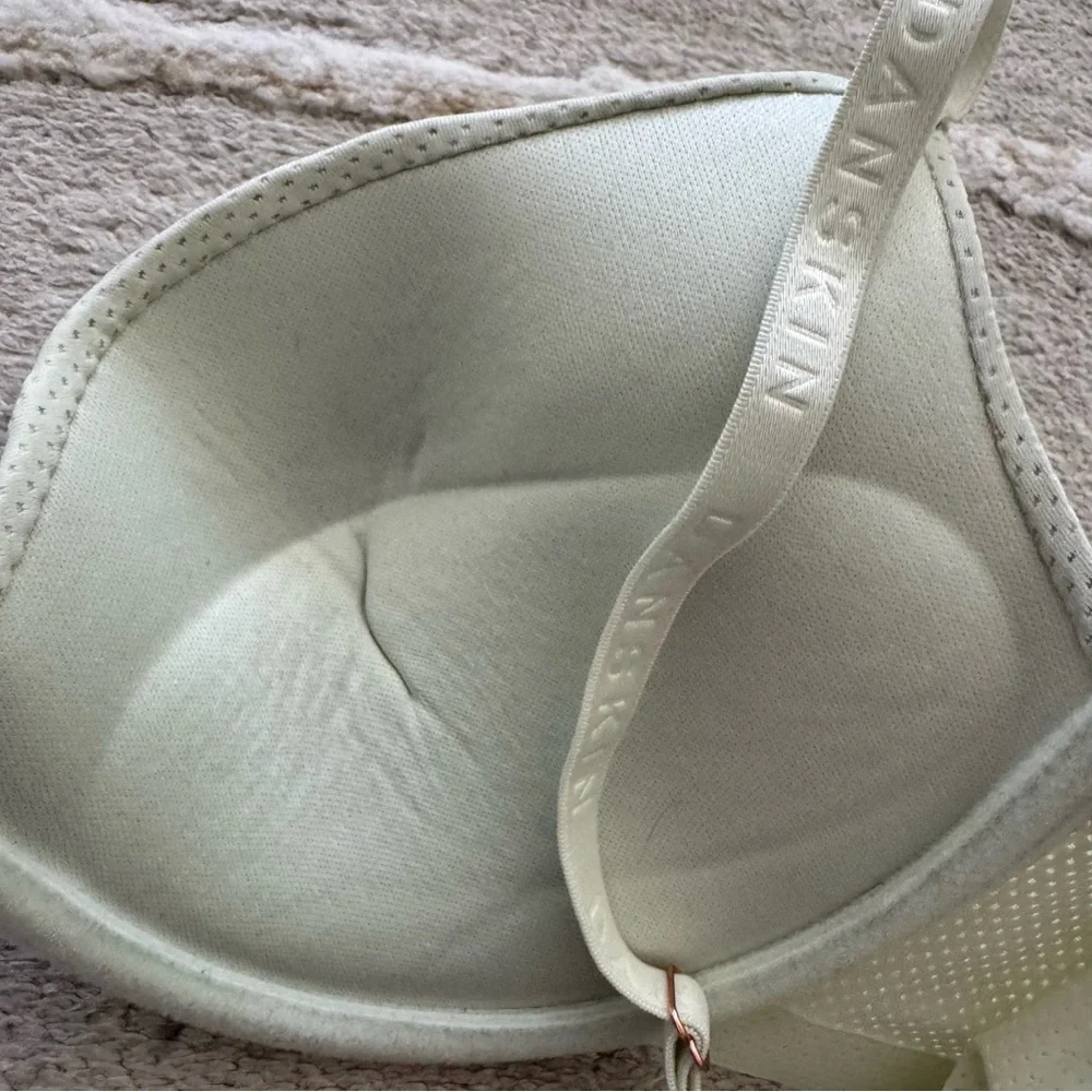 Bundle of 2 Like 🆕 Danskin Intimates push up t-shirt bras